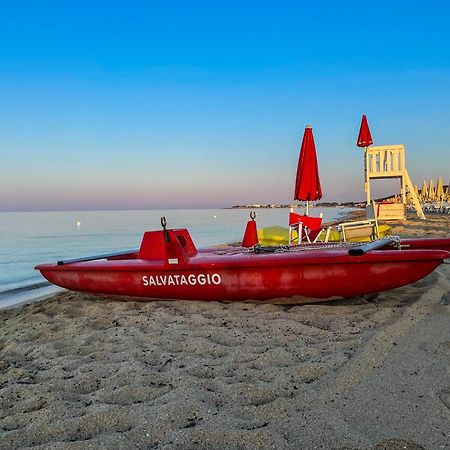 A 2 Passi Dal Mare Villa Porto Cesareo Buitenkant foto